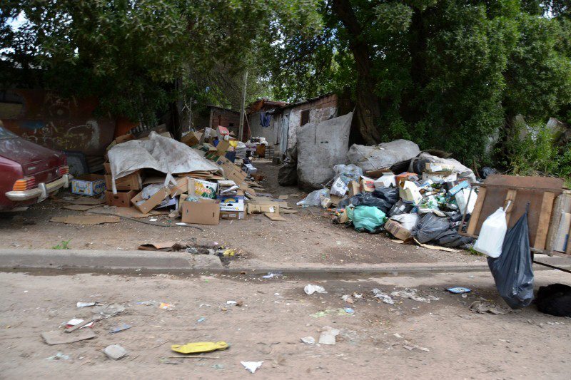 Vecinos de San Carlos preocupados por el retraso en la relocalización de la Villa de Paso