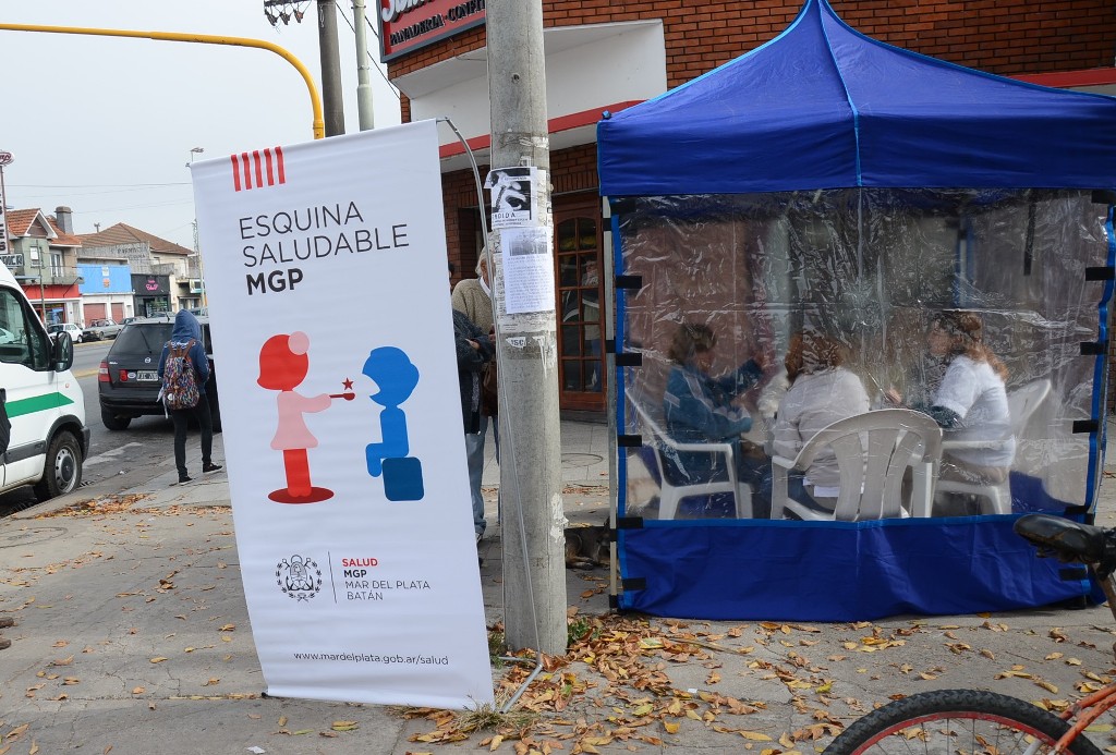 Fotos_MGP_-_Esquinas_Saludables_en_av_Luro_y_Arturo_Allio