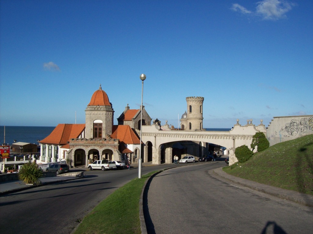 Torre+¦n_del_Monje,_Mar_del_Plata