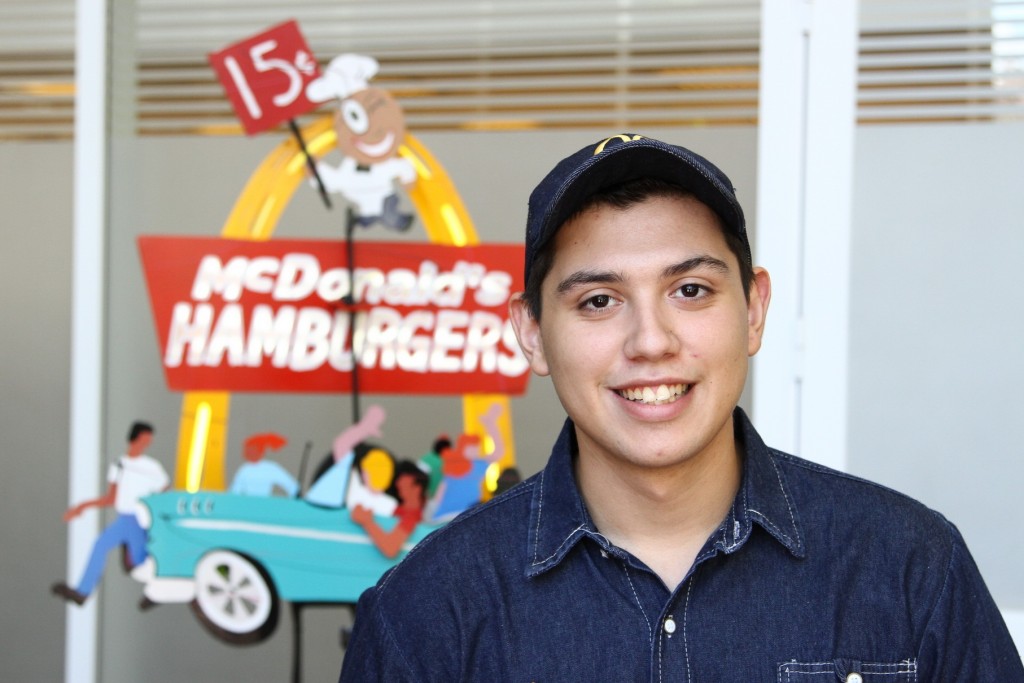 Jonathan Carreño seleccionado como representante argentino en la 5°edición del concurso “Voice of McDonald”