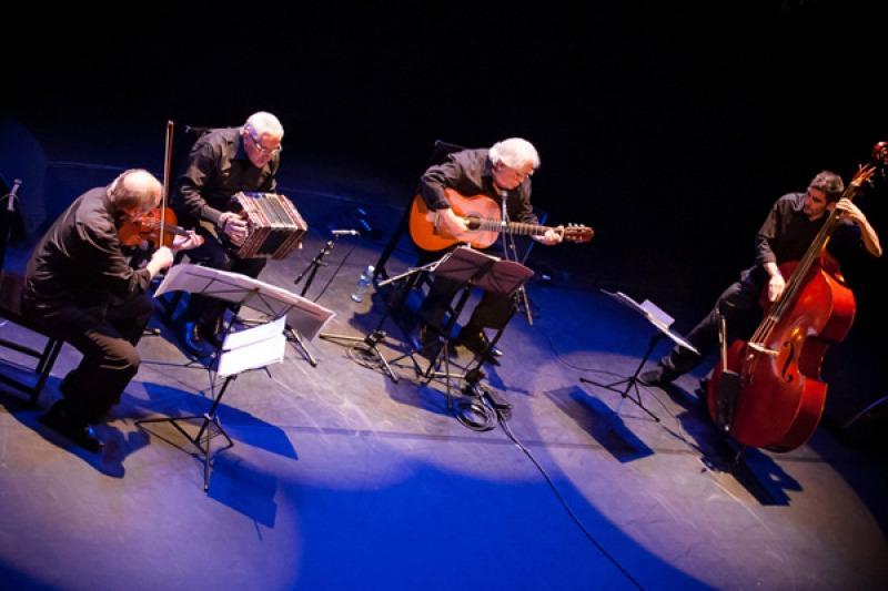 Presentación del Cuarteto Cedrón, comienzo del ciclo de teatro “Pasen y Vean” y música en el Auditorium