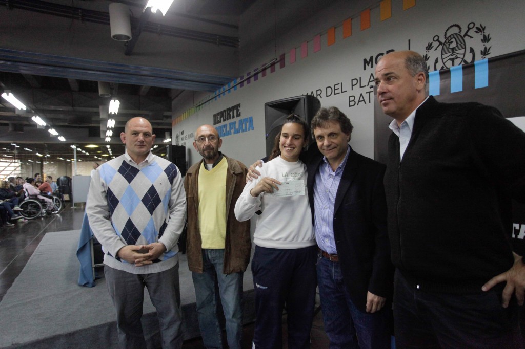 Fotos MGP - Entrega de becas a deportistas