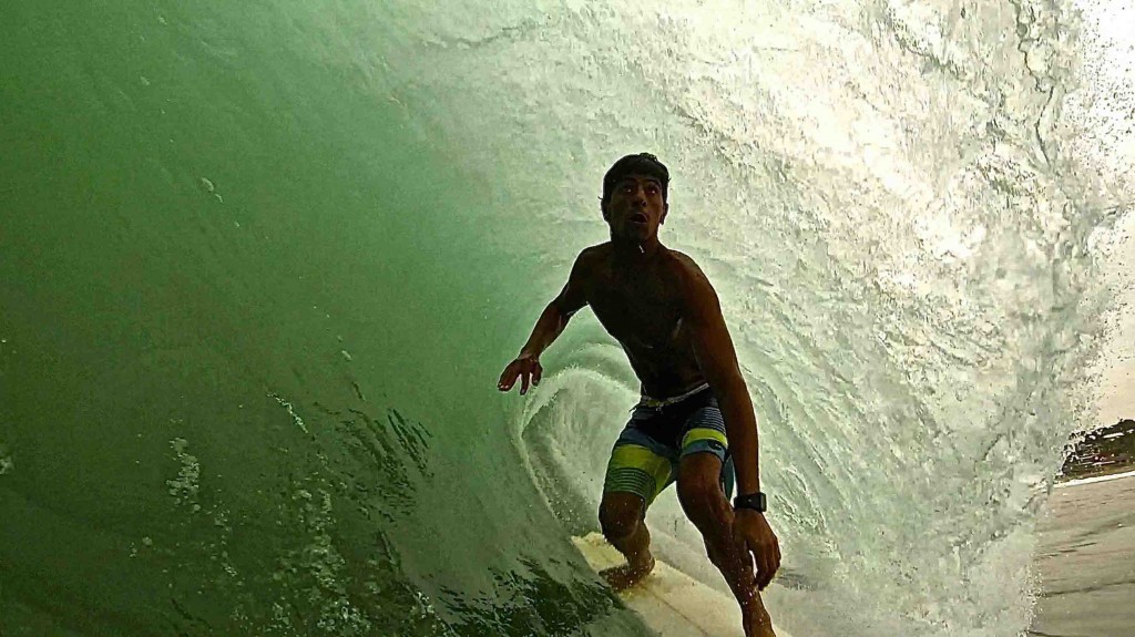El surfer marplatense, Nahuel Amalfitano, dirá presente en los premios Billabong XXL Big Wave 2015