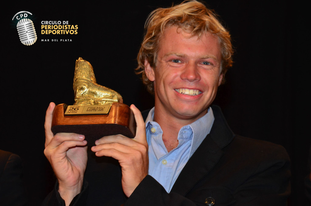 El surfista Leandro “Lele” Usuna obtuvo el premio Lobo de Mar de Oro