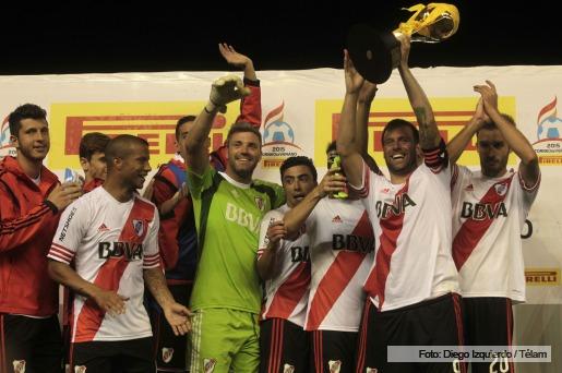 River se acordó de ganar, goleó a Independiente y obtuvo la Copa de Oro