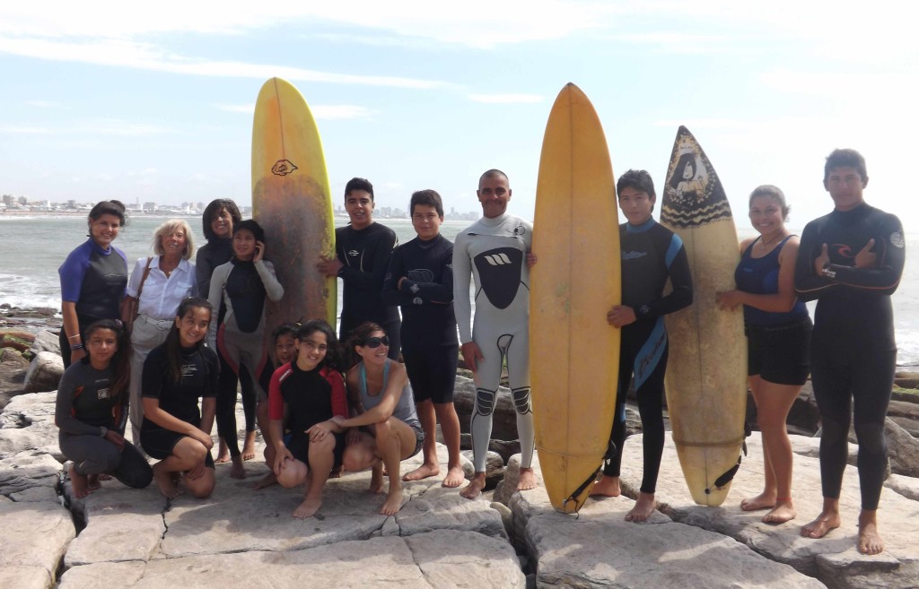Taller gratuito de Surf coordinado por Educación municipal