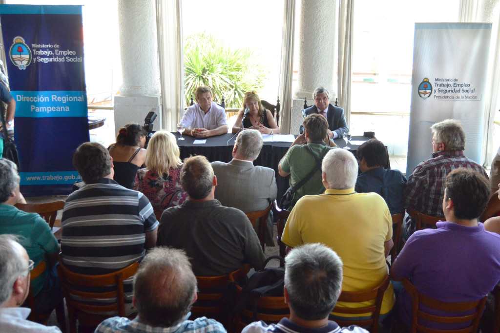 Foto MGP - Trabajo -Conferencia Rial -