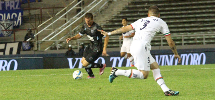 Racing derrotó a Vélez y se quedó con la Copa Ciudad de Mar del Plata