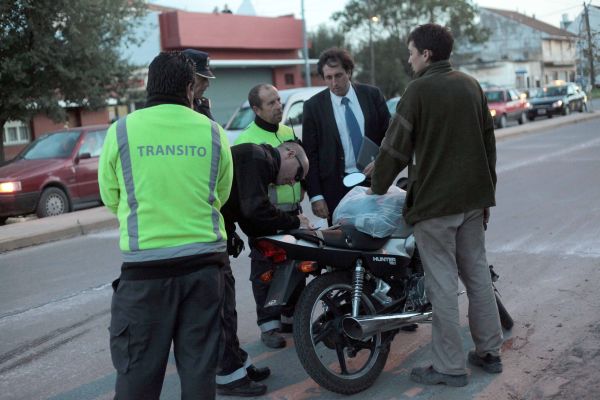 Controles municipales secuestraron 130 motos por falta de casco