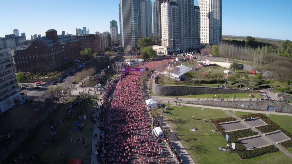 Más de 10.000 mujeres corrieron la sexta edición de #M5K en Buenos Aires