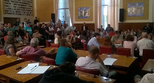 CZlef56XEAAapWO.jpg large
