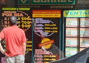 nota-1353885-operadores-turisticos-estiman-este-verano-vendra-menos-cantidad-gente-689583