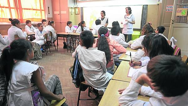 Consejo-Federal-clase-ANDRES-DELIA_CLAIMA20131118_0035_32