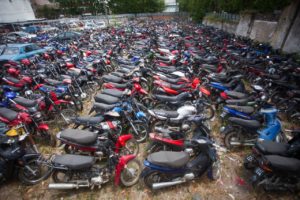 Proponen un tope para el retiro de vehículos secuestrados en playones municipales