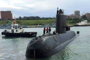 Habrían intentado comunicarse siete veces desde el ARA San Juan