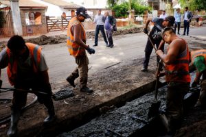 Arroyo en la recorrida de las obras de calle Beltrán: “Estamos haciendo como nunca antes”