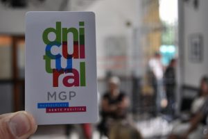 Proponen incentivar el uso del DNI cultural