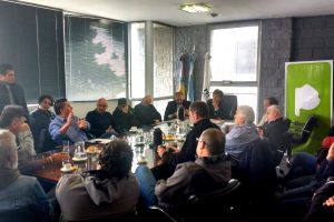 Puerto: Cooperativas de estiba y armadores acercaron posturas