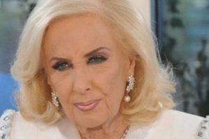 Mirtha Legrand tomó una decisión de cara a los premios Martín Fierro
