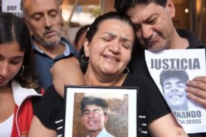 Confirmaron que la zapatilla que se usó para golpear hasta la muerte a Fernando Báez Sosa corresponde a Máximo Thomsen