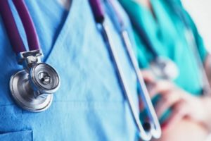 Dos médicos murieron en las últimas horas víctimas del coronavirus