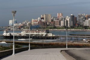 La Provincia entregó 12 camas más de terapia intensiva para Mar del Plata, y anunció la ampliación del operativo DETeCTAr. Turismo Mar del Plata