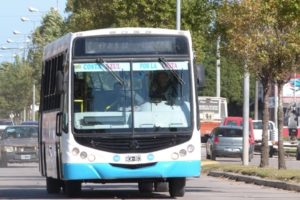 La Defensoría del Pueblo exigió que Costa Azul implemente el boleto estudiantil