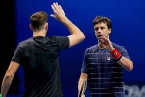 Zeballos, a un paso de las semifinales en el Masters de Londres