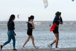 Los casos de coronavirus aumentaron 190% en CABA y 120% en Provincia en los últimos 21 días