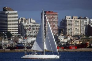 Una travesía náutica de 8.000 kilómetros hacia el Sur para concientizar sobre el medio ambiente