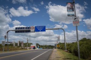 Multarán a vehículos estacionados en las banquinas de la Ruta 11