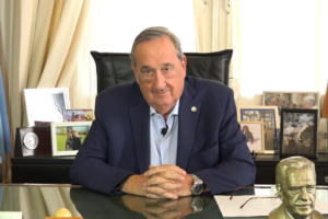 Lunghi a la comunidad: «La mejor ciudad, la amada ciudad»