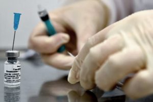 Vizzotti y técnicos de Anmat viajaron a Moscú para ultimar detalles de la vacuna Sputnik V