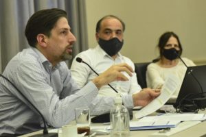 Trotta: «La vacuna no es condición indispensable para la presencialidad en las escuelas»