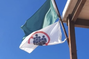 Punta del Este: estrenaron la bandera de “aglomeración” para advertir la presencia de más gente de la recomendada