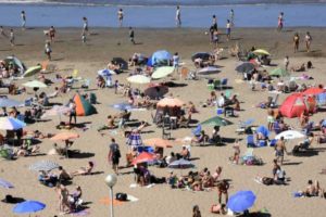 Playa en pandemiaNA - José Scalzo