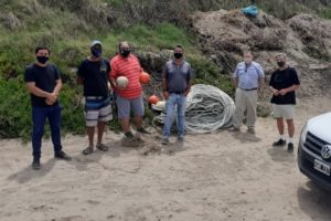 El INIDEP entregó material a integrantes de una cooperativa de pescadores artesanales