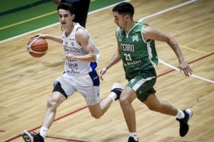 Peñarol le ganó a Ferro en suplementario