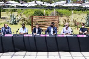 El gobernador habló de las perspectivas turísticas durante la conferencia en la que dio el reporte epidemiológico.