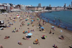 Recambio Turistico comienza la segunda quincena con buen tiempo.
Mar del Plata 18 de Enero 2021.
Foto: Mauro V. Rizzi
