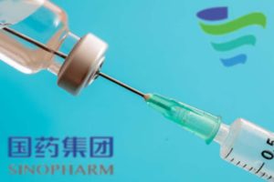 Cómo es la vacuna de Sinopharm, que se aplica en dos dosis y requiere menos frío