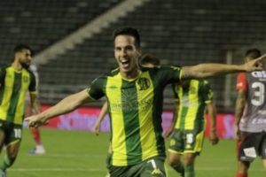 Gago piensa dos cambios para el partido frente a Colón