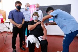 Kicillof: “Cuando algunos estábamos en campaña de vacunación, otros estaban en campaña electoral”