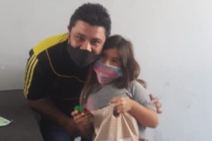 UTHGRA entregó kits escolares a más de 1700 chicos