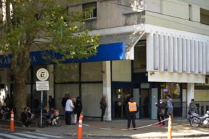 Los bancos vuelven al horario normal y abrirán a las 10hs