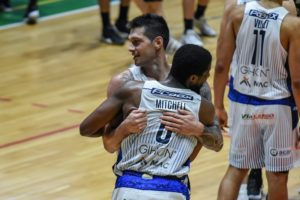 Peñarol se llevó una valiosa victoria en suplementario ante Instituto