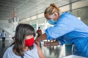 Se repograman los turnos de renovación de licencias y la vacunación antigripal