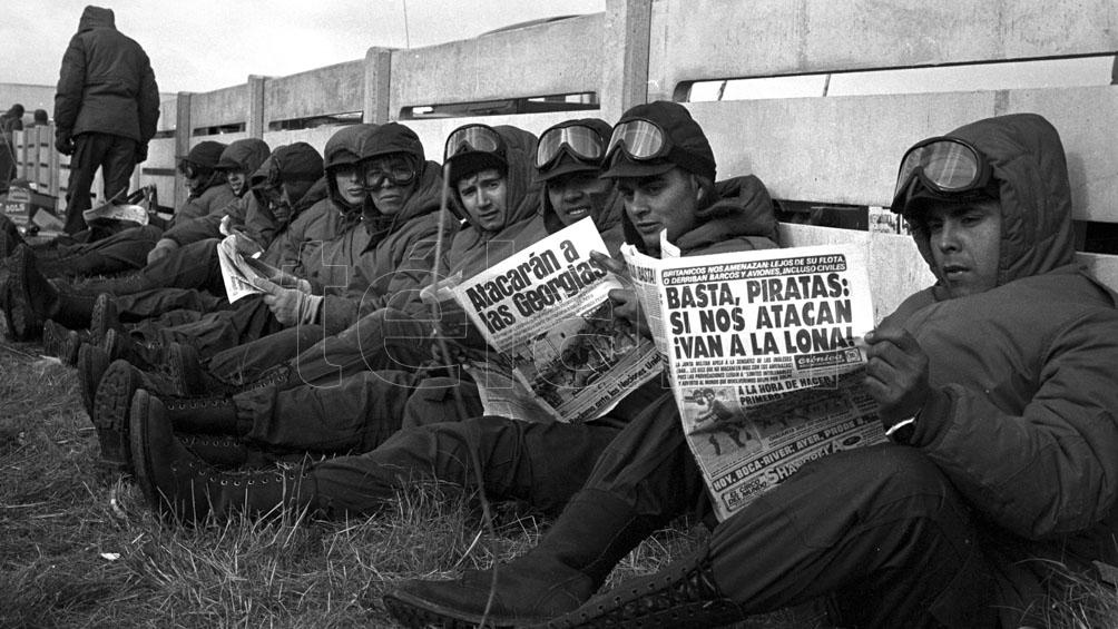 Con actos y el anuncio del envío de proyectos de ley, se rinde homenaje a excombatientes
