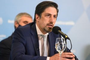 Trotta: «No se van a cerrar las escuelas»