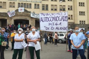 Hacia el pico de la ola con hospitales saturados, equipamiento insuficiente y reclamos de personal sanitario